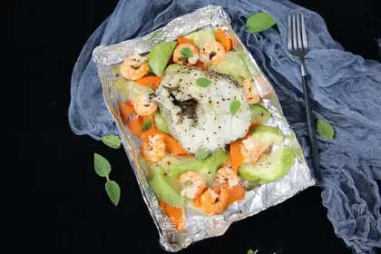 Tinpaper roasted fish