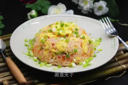 Tomato egg fried rice