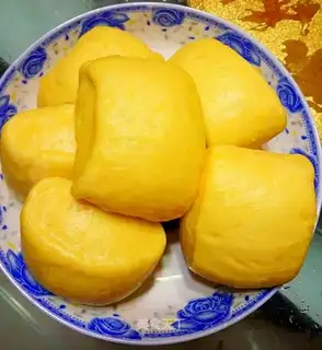 Slice the pumpkins