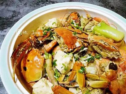 A pot of fresh