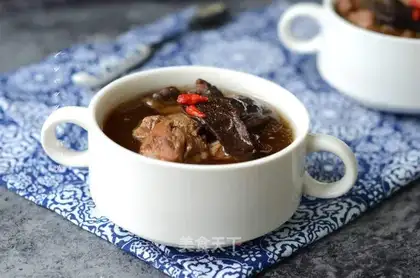 Cow hepatic spinal soup