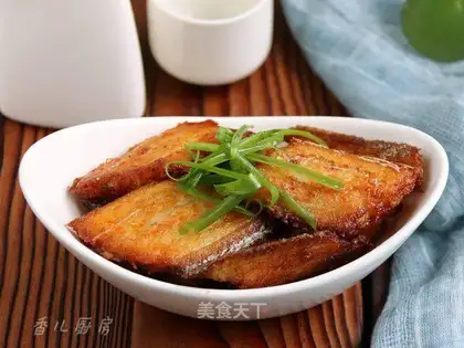 Dry-fried pickled fish