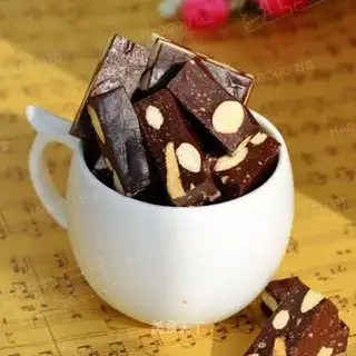 Almond chocolate