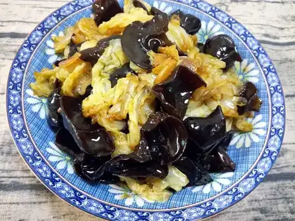 Black cabbage