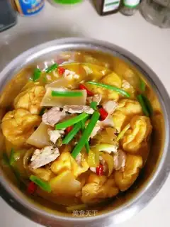 Sour soup and meat