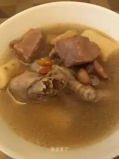 The chicken claws of the bean stew