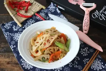 A pot of casserole