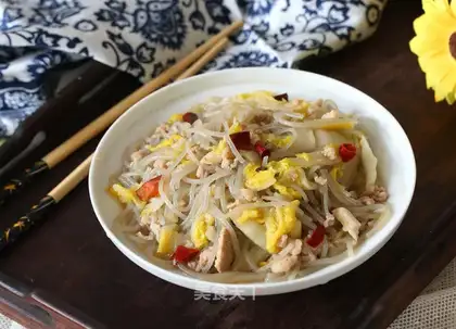 A cabbage stew fan