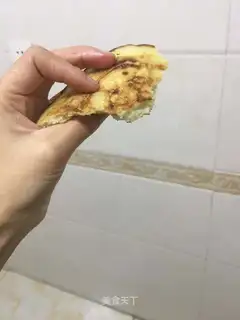 Banana oatmeal muffin