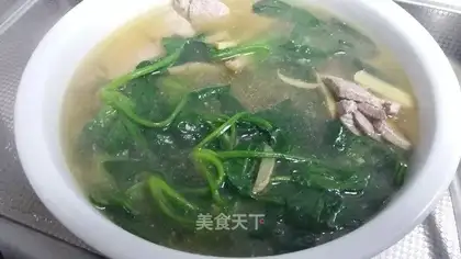 Homemade spinach liver soup