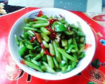 stir-fried lettuce stalks