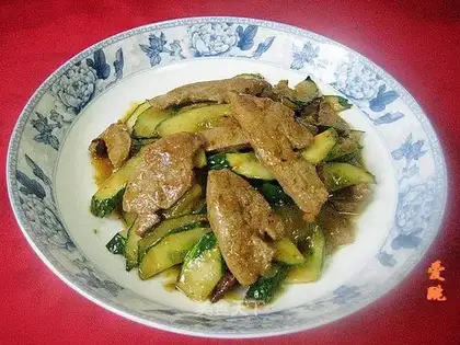 stir-fried pork liver with cucumber