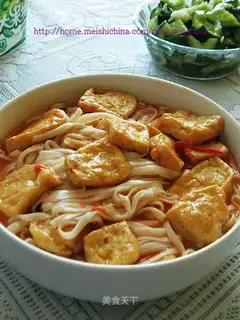 Oil tofu persimmon noodles