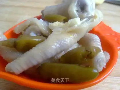 pickled chicken feet