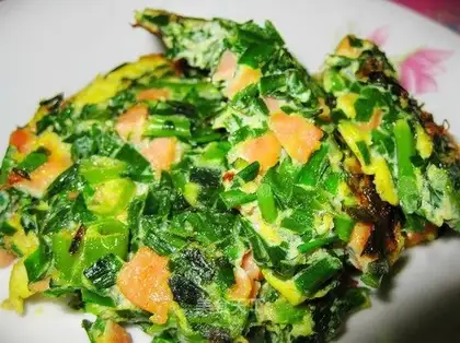 Fried egg with leek