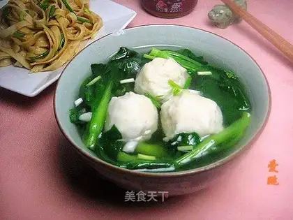 Vegetable fish ball soup