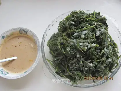 Healthy steamed wild vegetables