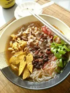 Chicken offal vermicelli soup