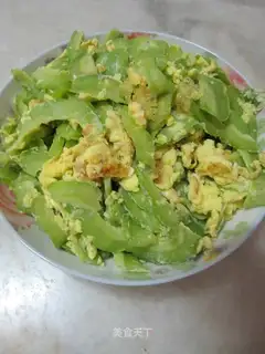 Scrambled eggs with bitter gourd