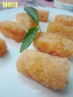 Golden pumpkin strips