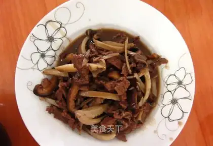 Shredded beef with fish flavor