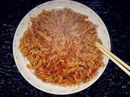 Rich macaroni sauce
