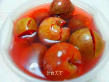 Hot and sour plums
