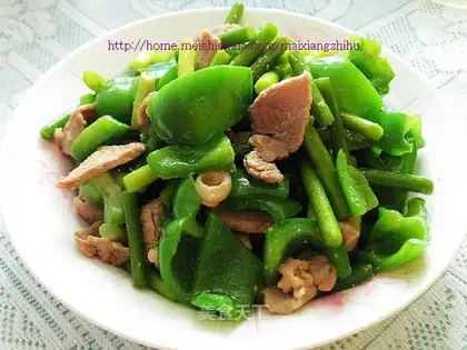 Green pepper and garlic moss pork