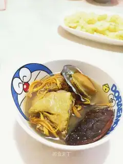 Abalone chicken soup