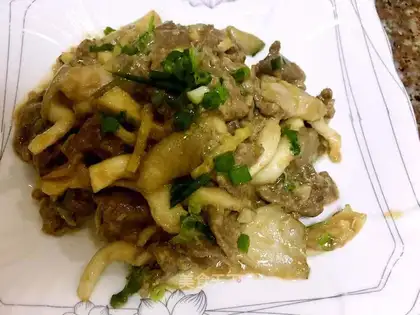Slippers, mushrooms