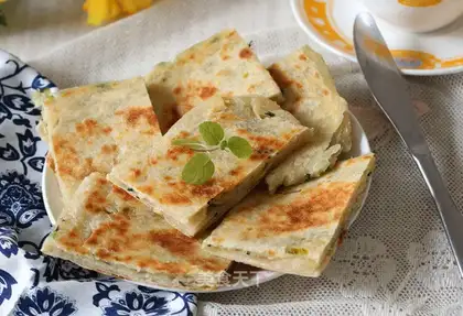 Onion cake