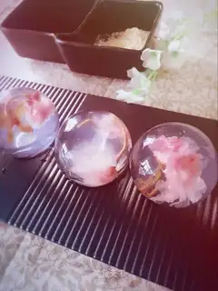 Transparent Jell-O
