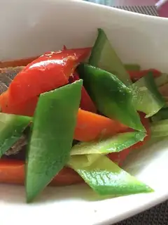 Hot radish beef