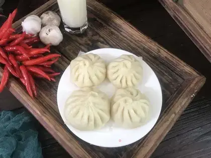 Seafood pork buns