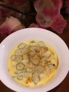 Autumn steamed eggs