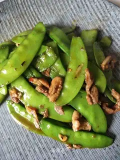Chicken leg, Dutch beans