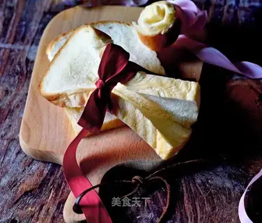 Grain milk toast