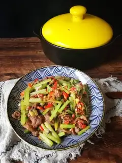 Celery beef