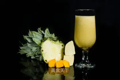 Banana mango juice