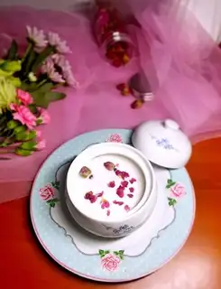 Rose milk stew oat nest