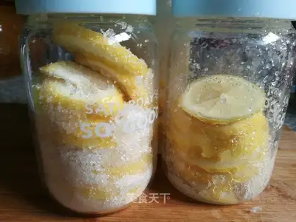 Sugar lemon tea