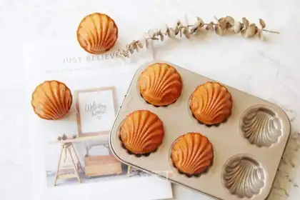 Orange Madeleine
