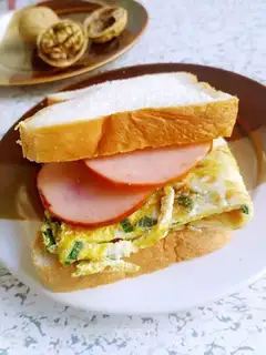 A simple sandwich