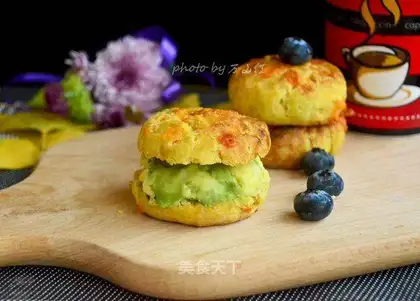 Fresh fruit and vegetables, cheesecon