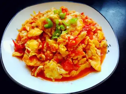Tomato fried eggs