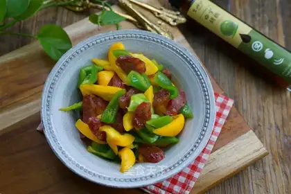 Beets and pepper sauce