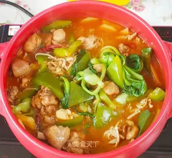 Chongqing's chicken-cooked rooster