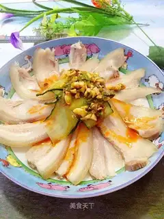 It tastes like garlic