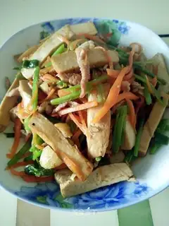 Celery fried dry