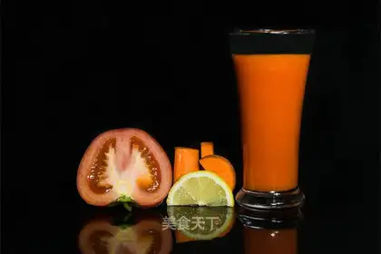 Carrot tomato lemonade